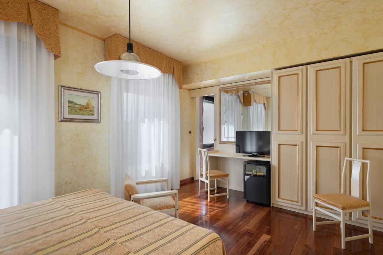 Hotel Colomba D'Oro Verona Esterno foto
