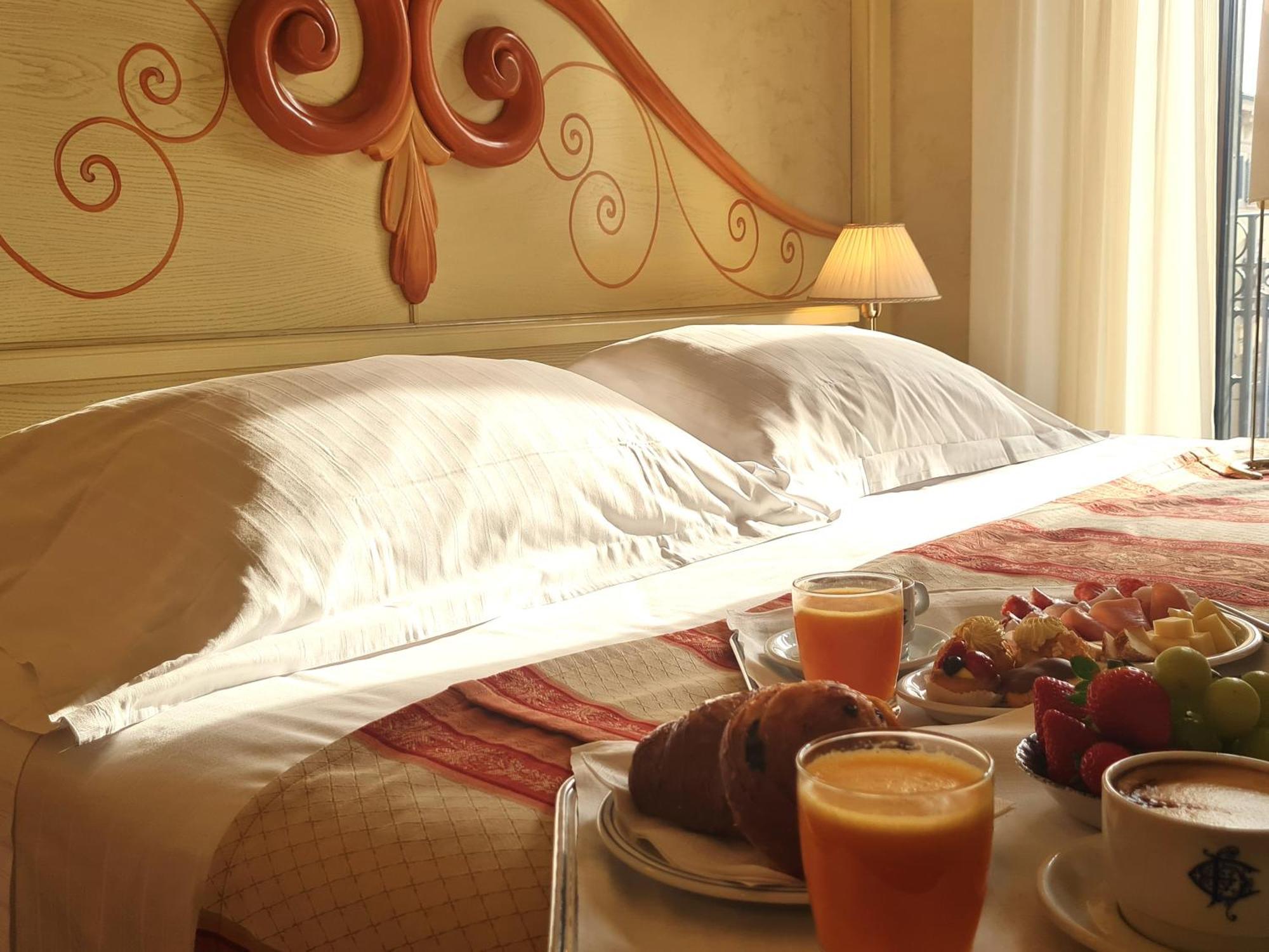 Hotel Colomba D'Oro Verona Esterno foto