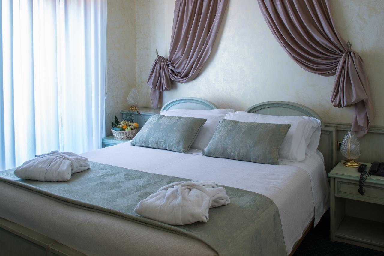 Hotel Colomba D'Oro Verona Esterno foto